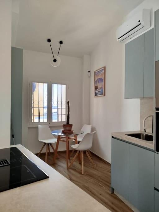 Casita Junto Al Mar En El Puerto De Cabopino Villa Marbella Luaran gambar